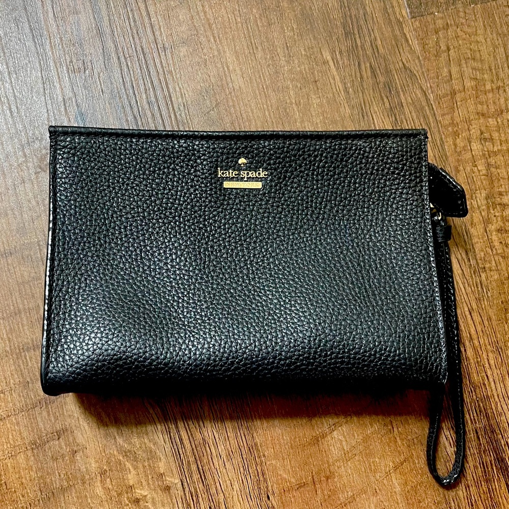 Kate Spade Pebbled Leather Black Wristlet